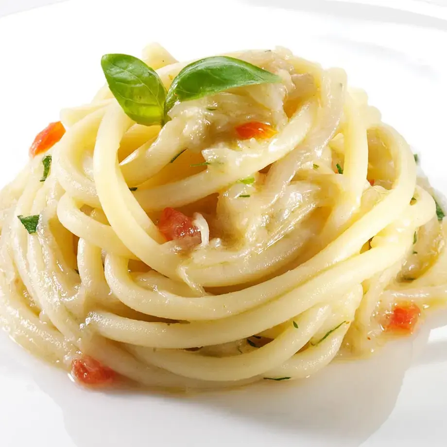 Spaghettoni With Tropea Spring Onions And Hot Pepper