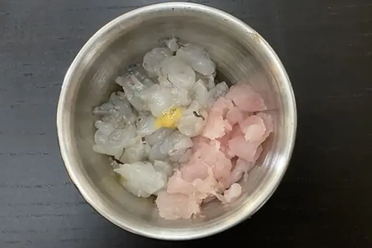 Blackened Speckled Trout recipe by chef Jeremy Stephens step03