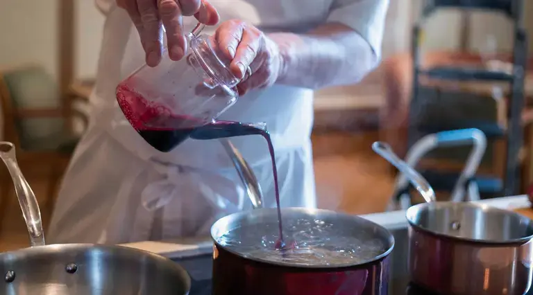 Michael Tusk's spaghetti_beet juice water