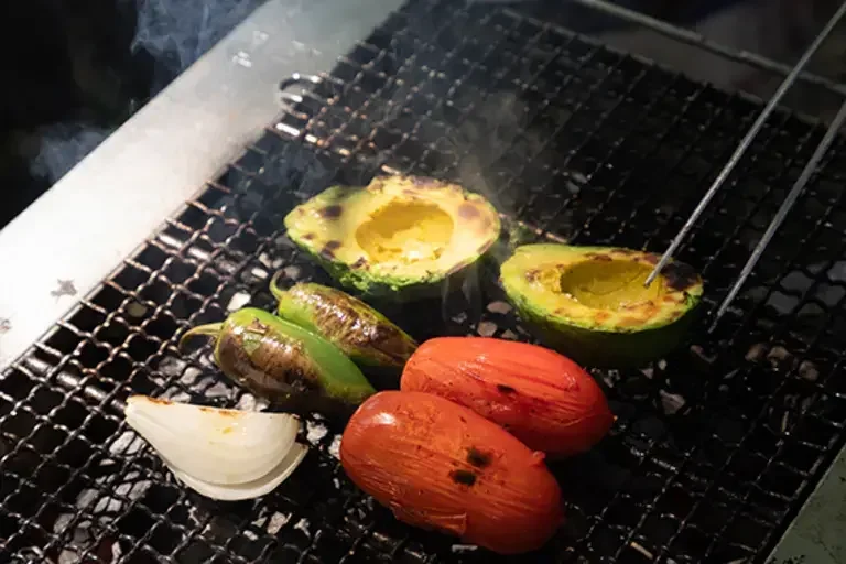 grill avocado and tomatoes