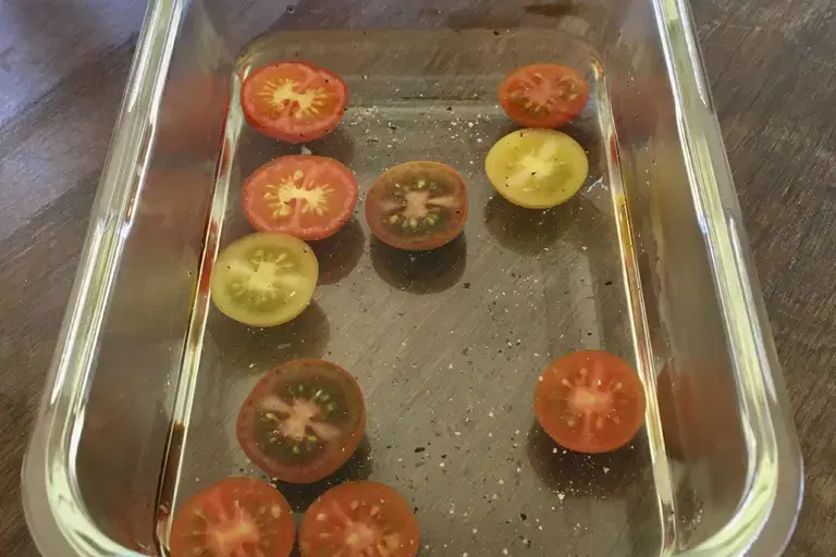 Pickled tomatoes