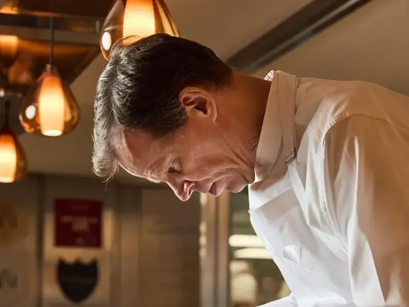 Chef Richard Ekkebus plating at Amber in Hong Kong.