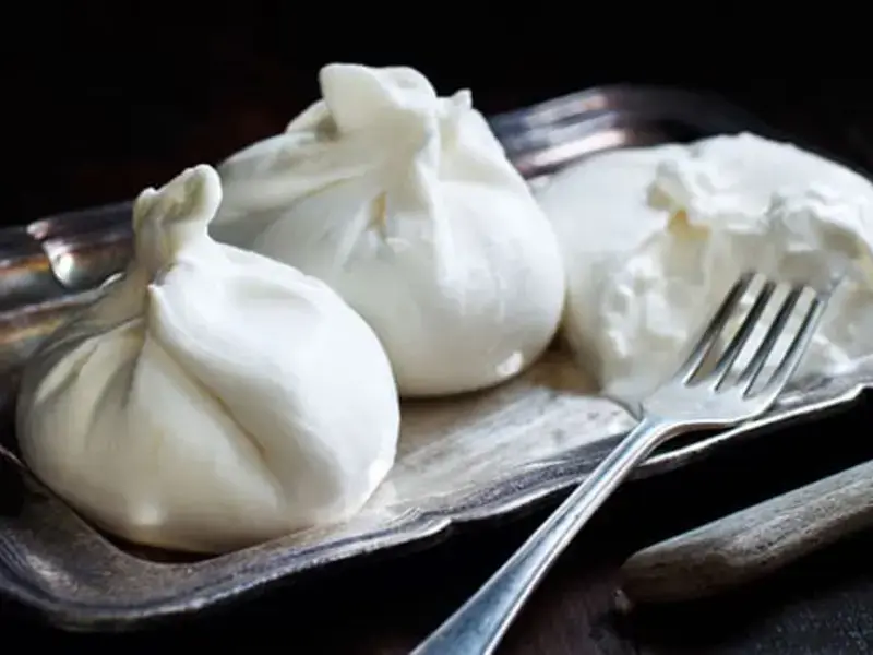 Burrata: the Queen of Italian Cheeses