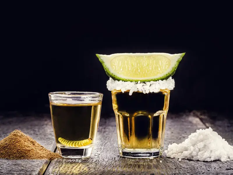 mezcal-vs-tequila