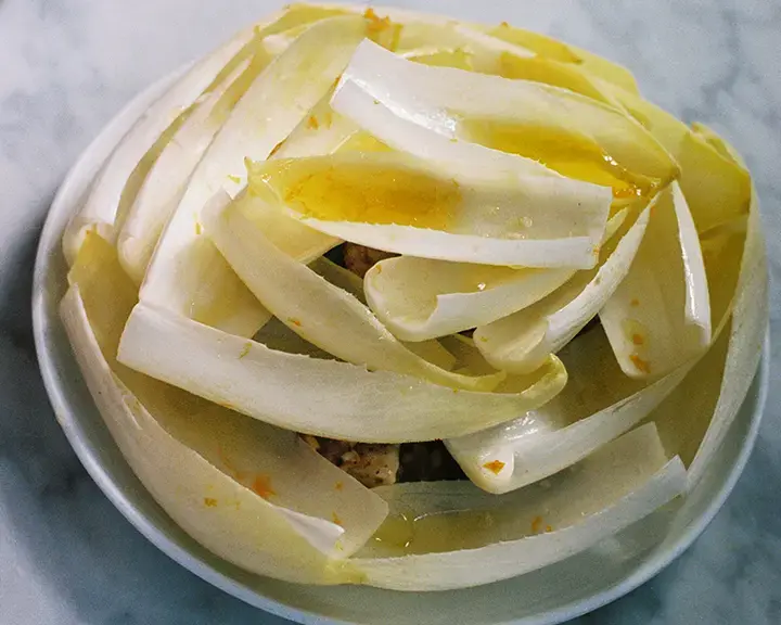 Endive salad with walnuts and ubriaco rosso.