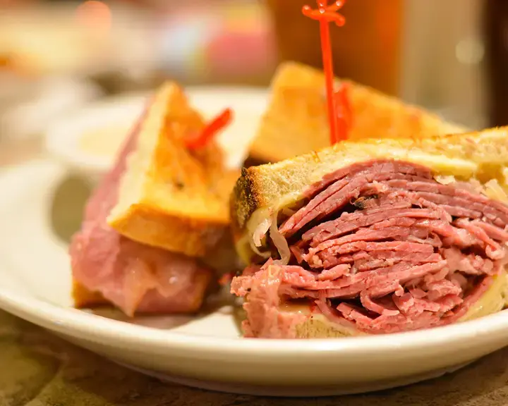 what is pastrami- Fine Dining Lovers