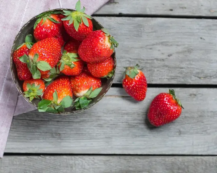 how to keep strawberries fresh - Fine Dining Lovers
