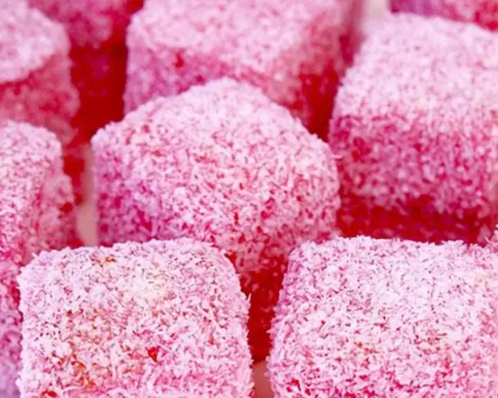 Raspberry Lamingtons